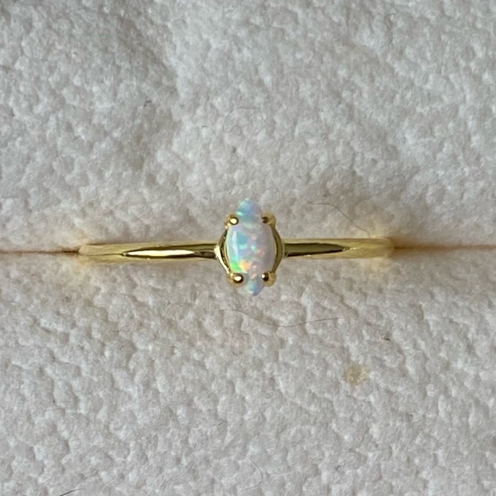 925 Sterling silver gold opal ring size 9